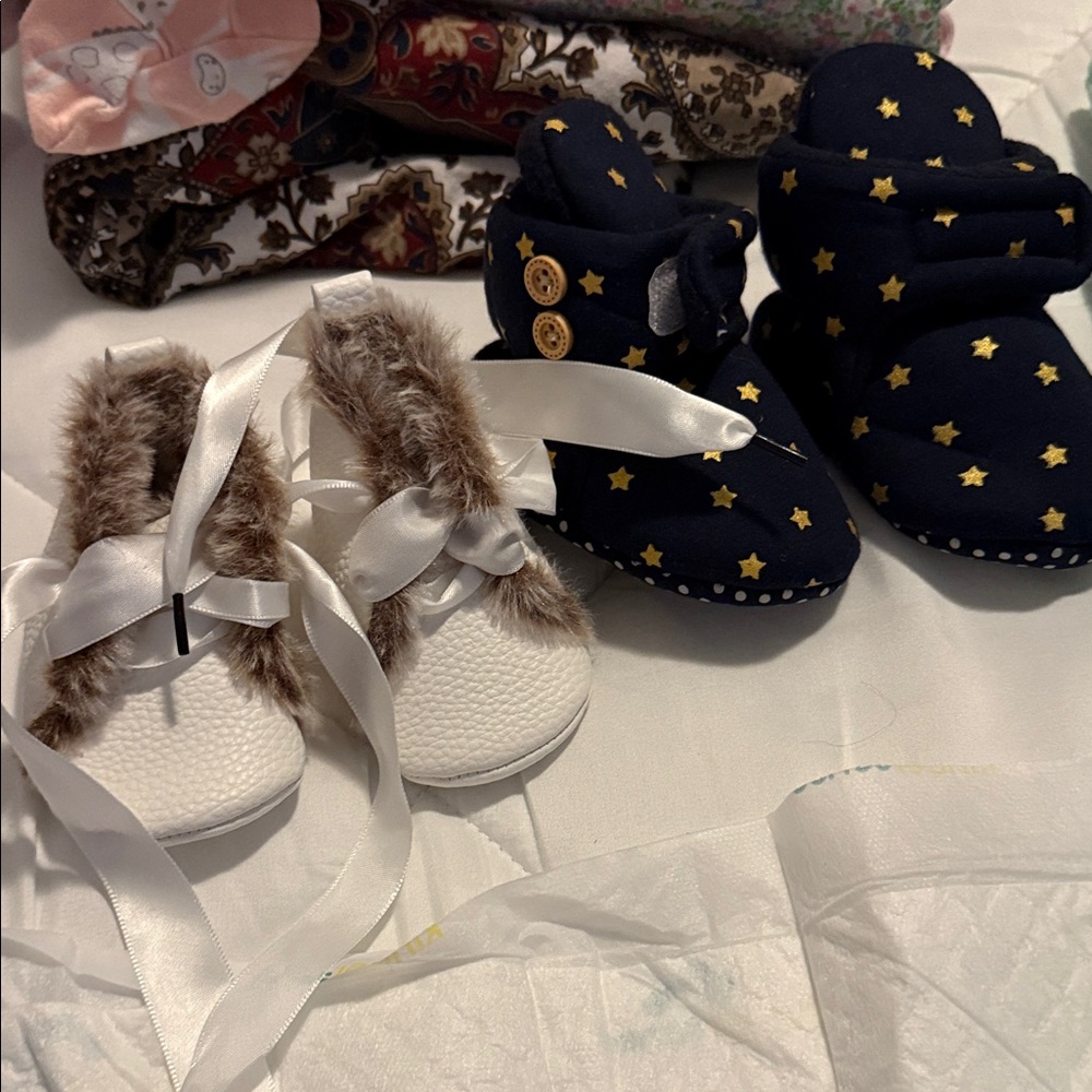 Stylish Kids Shoes with Star and Fur Accents